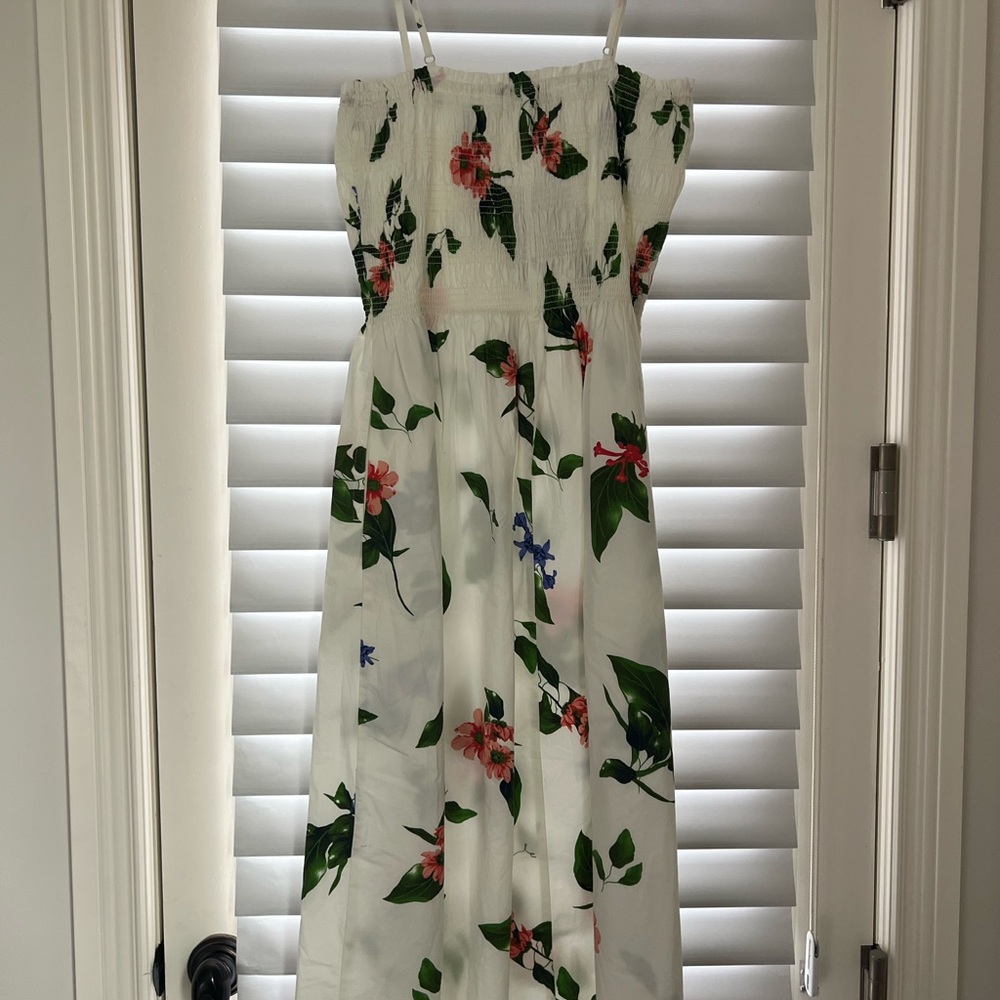 NWT Scoop White Floral Maxi Dress with Smocked Bodice - Picture 3 of 5